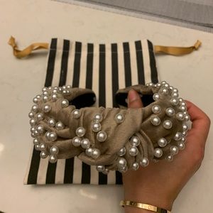 Lele sadoughi headband velvet tan almost new